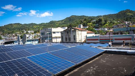 Puerto Rico governor unveils solar energy plans in address